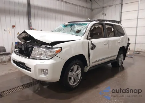 2013 Toyota Land Cruiser V8 из США, поврежденный, VIN JTMHY7AJ2D4018607